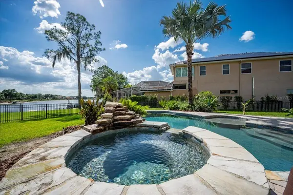 17802 SAINT LUCIA ISLE DR, Tampa, FL 33647
