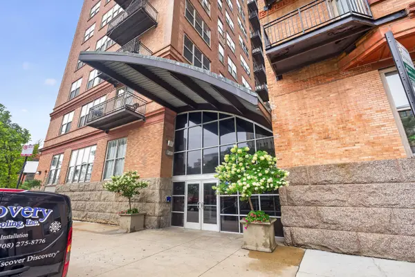 500 S Clinton ST #1013, Chicago, IL 60607
