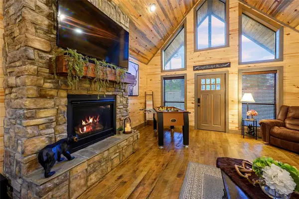 123 Coffee Tree TRL, Broken Bow, OK 74728