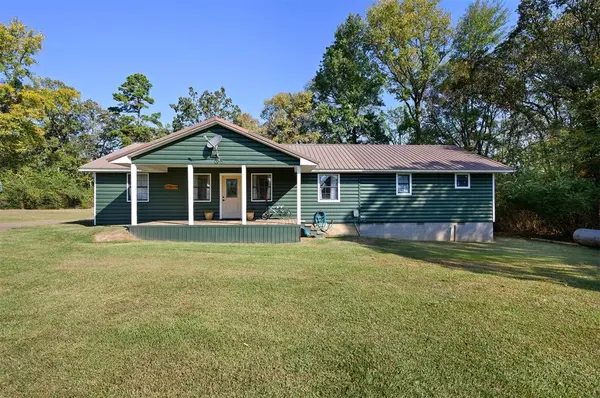 584 Burton RD, Broken Bow, OK 74728
