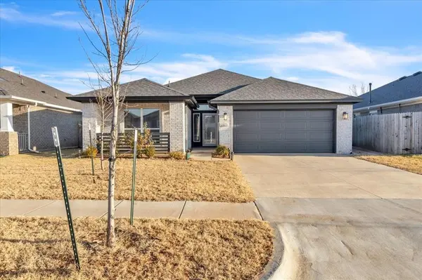 2316 Roca DR, Edmond, OK 73012