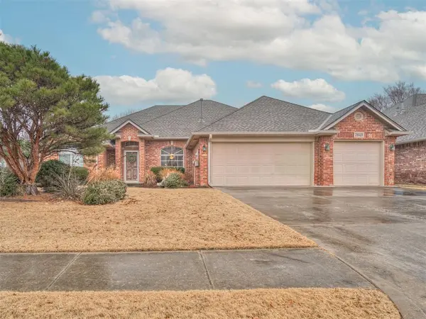 2849 Sterling DR, Edmond, OK 73012
