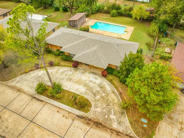 1511 Ann Arbor DR, Norman, OK 73069