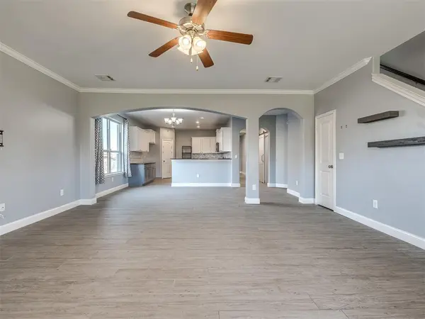 11221 NW 96th ST, Yukon, OK 73099