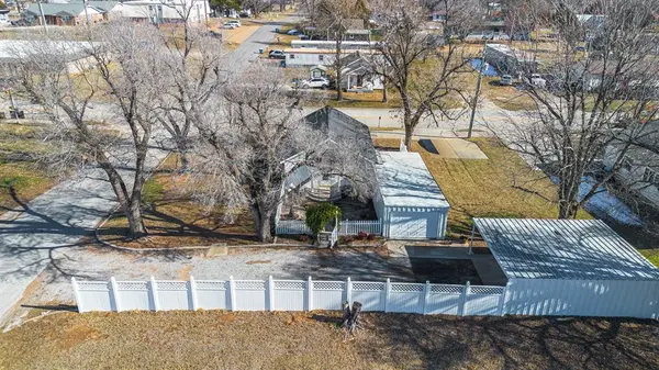 103 S Cimarron RD, Tuttle, OK 73089