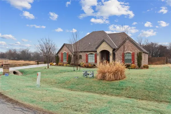 1408 Sycamore TRL, Tuttle, OK 73089