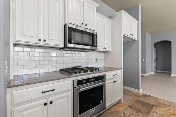 18808 Visto DR, Edmond, OK 73012