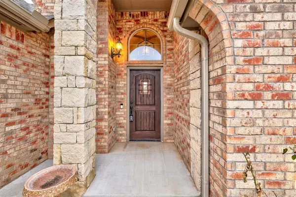 11504 Fairways AVE, Yukon, OK 73099