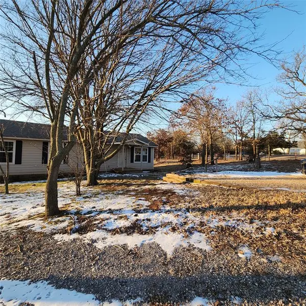 12550 Hilltop HTS, Noble, OK 73068