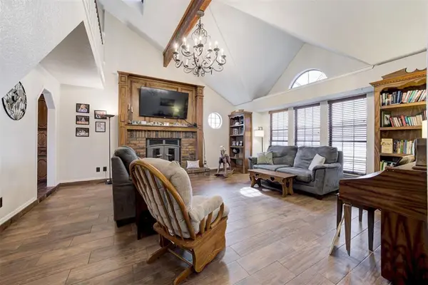 9929 Sudbury RD, Yukon, OK 73099