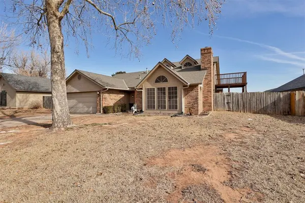 9929 Sudbury RD, Yukon, OK 73099