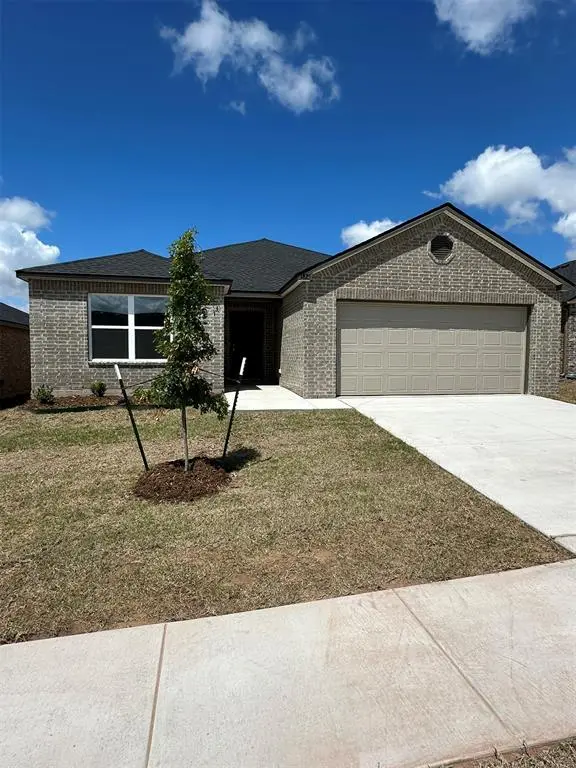 1825 Sugar Pine WAY, Edmond, OK 73034