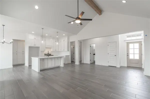2810 Juneberry LN, Newcastle, OK 73065