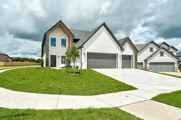 8101 Jenny LN, Edmond, OK 73034