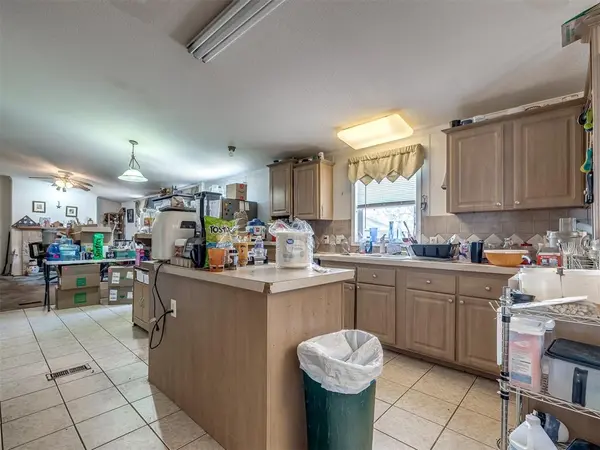 225 N Fir ST Crescent, OK 73028
