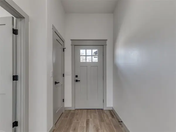 1208 Jerzee Mae RD, Blanchard, OK 73010