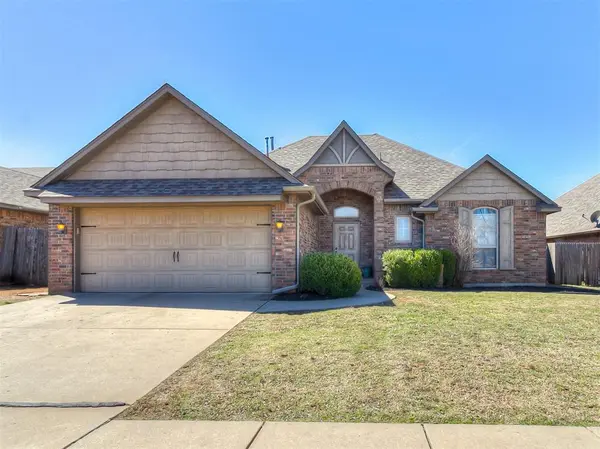 19137 Green Springs DR, Edmond, OK 73012