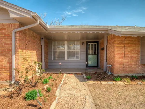 2924 N Alexander LN, Bethany, OK 73008