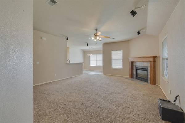 2016 NW 172nd ST, Edmond, OK 73012