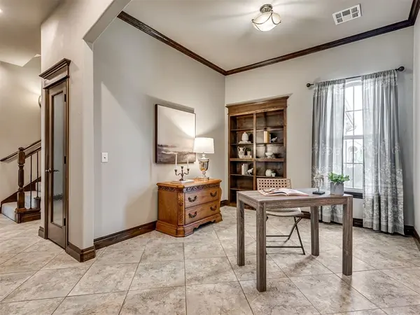 2732 Ryder DR, Yukon, OK 73099