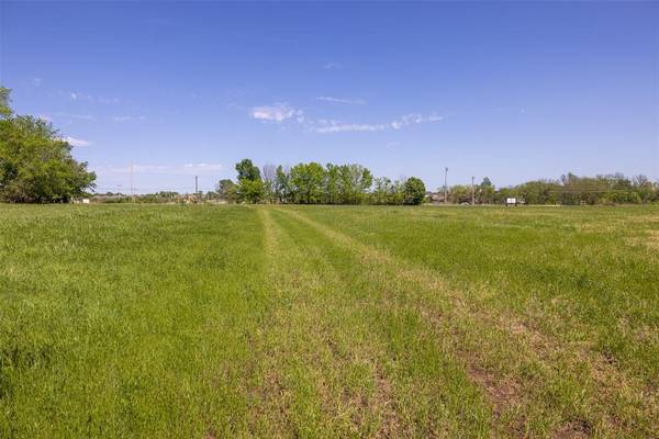 6 N Lenapah ST, Skiatook, OK 74070