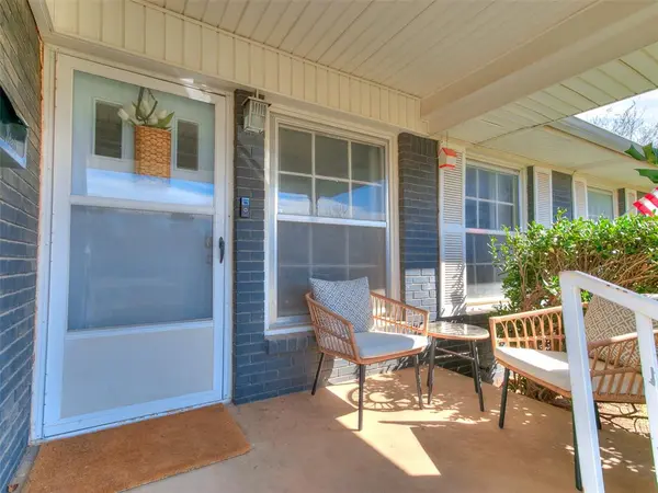 1315 Oxford WAY, The Village, OK 73120