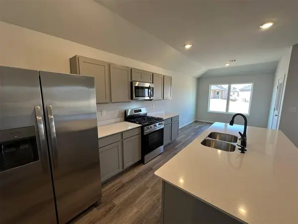 6125 Holm Oak RD Edmond, OK 73034