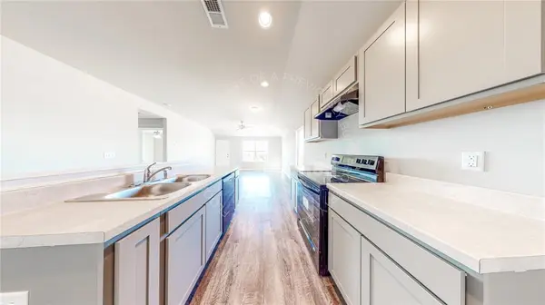 3616 Blue AVE Yukon, OK 73099