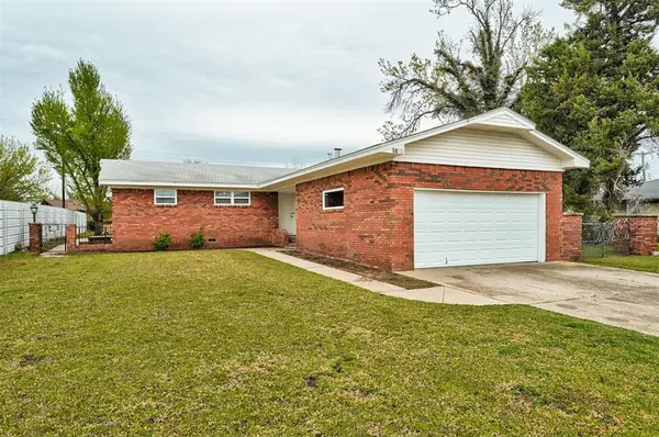 9420 NE 11th ST, Midwest City, OK 73130