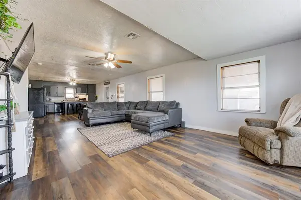 2329 Tecumseh RD, Blanchard, OK 73010