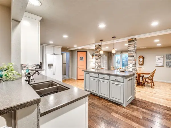 8821 S Mckinley AVE, Oklahoma City, OK 73139
