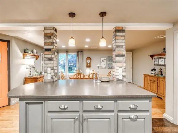 8821 S Mckinley AVE, Oklahoma City, OK 73139