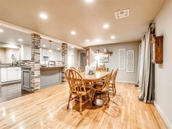 8821 S Mckinley AVE, Oklahoma City, OK 73139