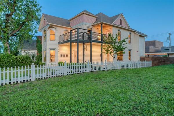 614 NW 8th ST #1-4, Oklahoma City, OK 73102