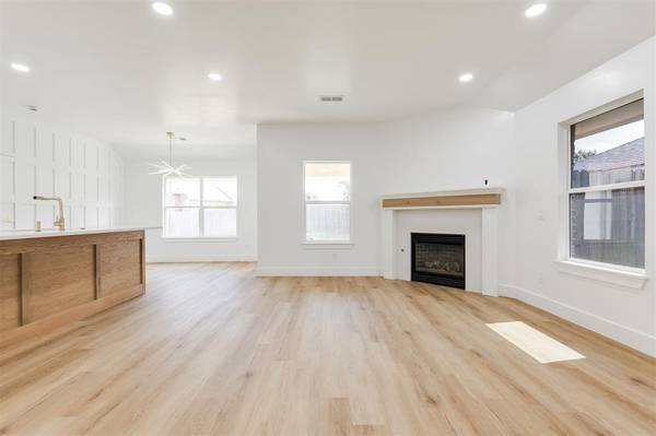 2016 NW 172nd ST, Edmond, OK 73012