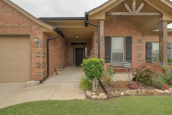 9313 Brian LN, Yukon, OK 73099