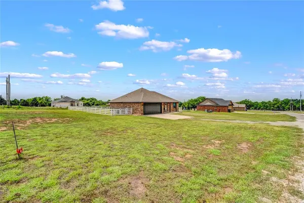 2311 County Road 1329 RD, Blanchard, OK 73010