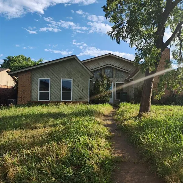 521 NW 138th ST, Edmond, OK 73013