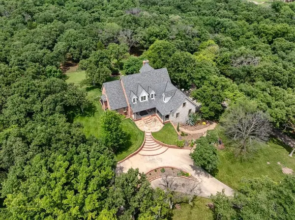 10035 Stone Gate WAY, Arcadia, OK 73007
