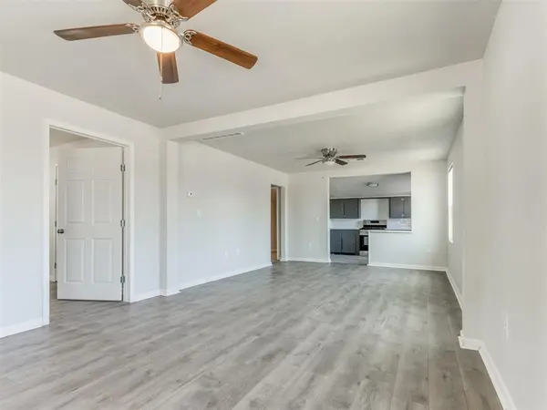 321 W Farrall AVE, Shawnee, OK 74801