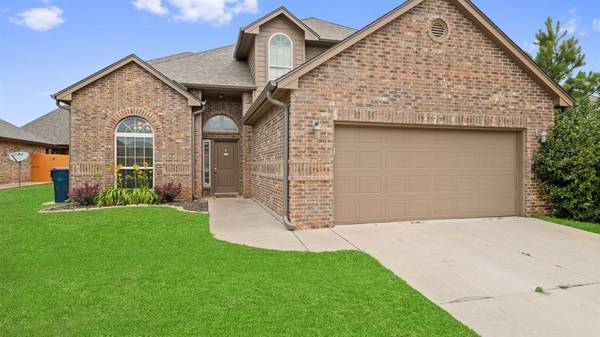 2305 NW 154th ST, Edmond, OK 73013