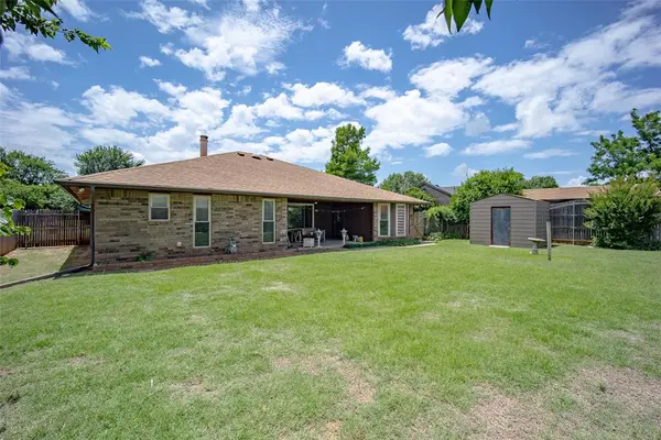 8025 NW 113th ST, Oklahoma City, OK 73162
