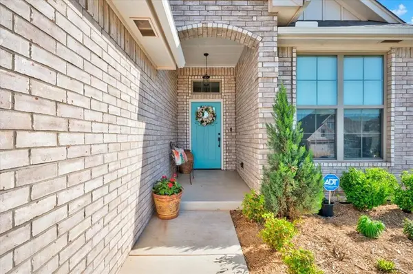 9344 SW 44th TER, Oklahoma City, OK 73179