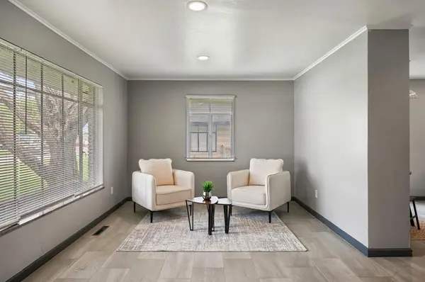 6008 S Country Club DR, Oklahoma City, OK 73159