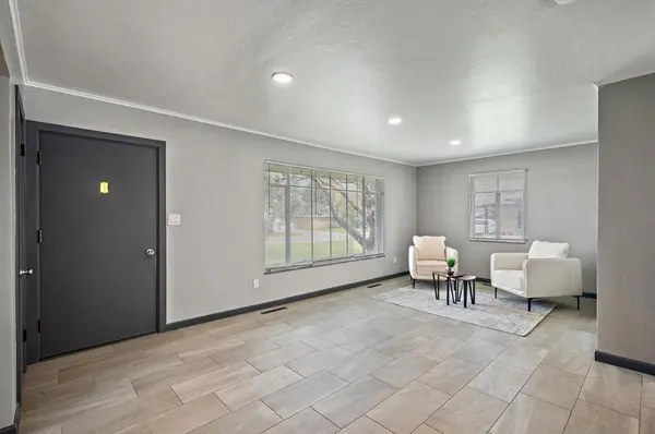 6008 S Country Club DR, Oklahoma City, OK 73159