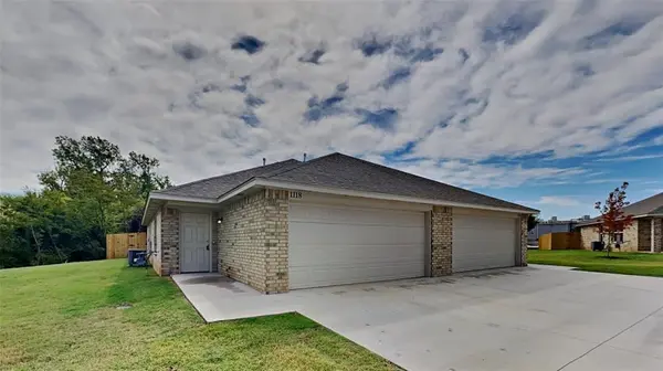 1105 Ashton LN, Yukon, OK 73099