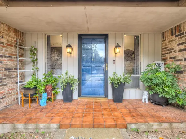 3716 NE 143rd ST, Edmond, OK 73013