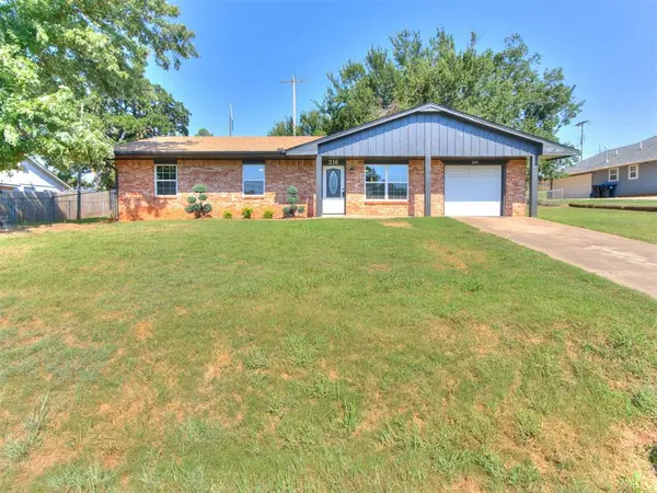 216 N Cedar ST, Luther, OK 73054