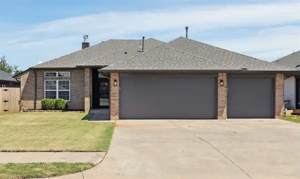 8704 Scirocco CIR, Oklahoma City, OK 73135