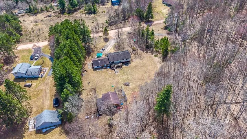 110 POPLAR TRL, Marquette, MI 49855